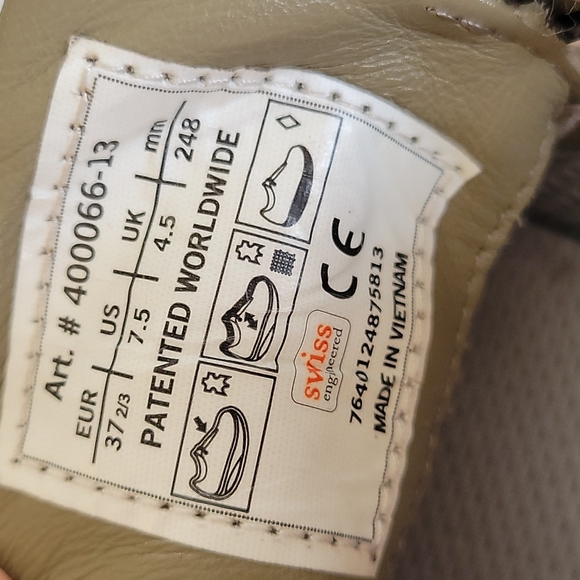 MBT "BARBARA" BROWN SUEDE LEATHER WALKING SHOES, SZ 7.5 - Picture 9 of 9